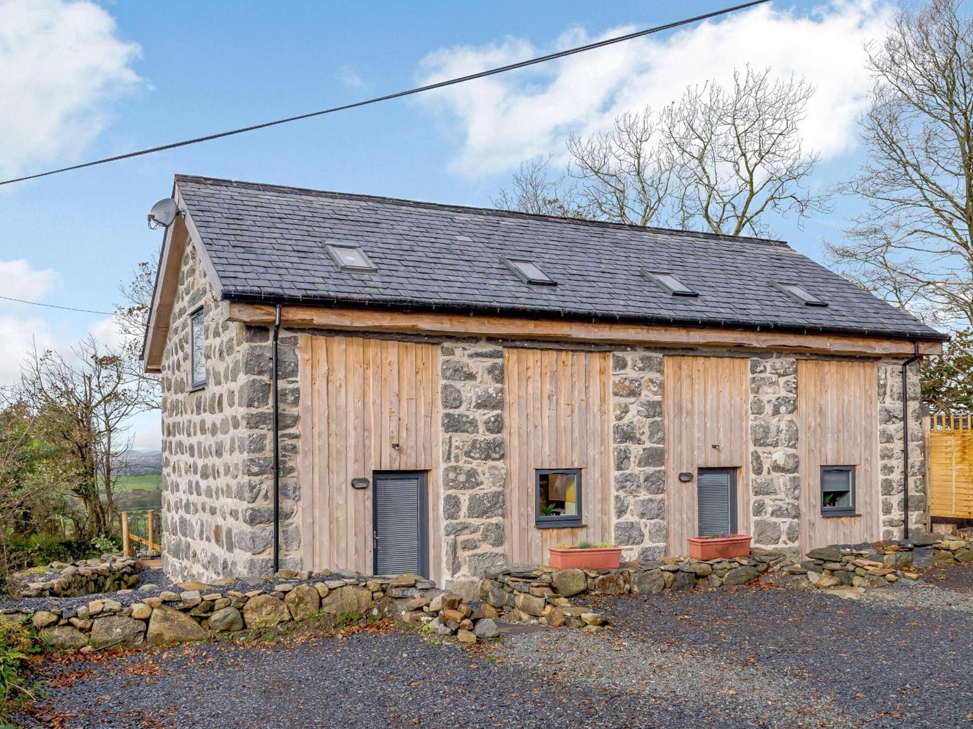 Brynkir Dutch Barn Two - Uk12873ヴィラ エクステリア 写真