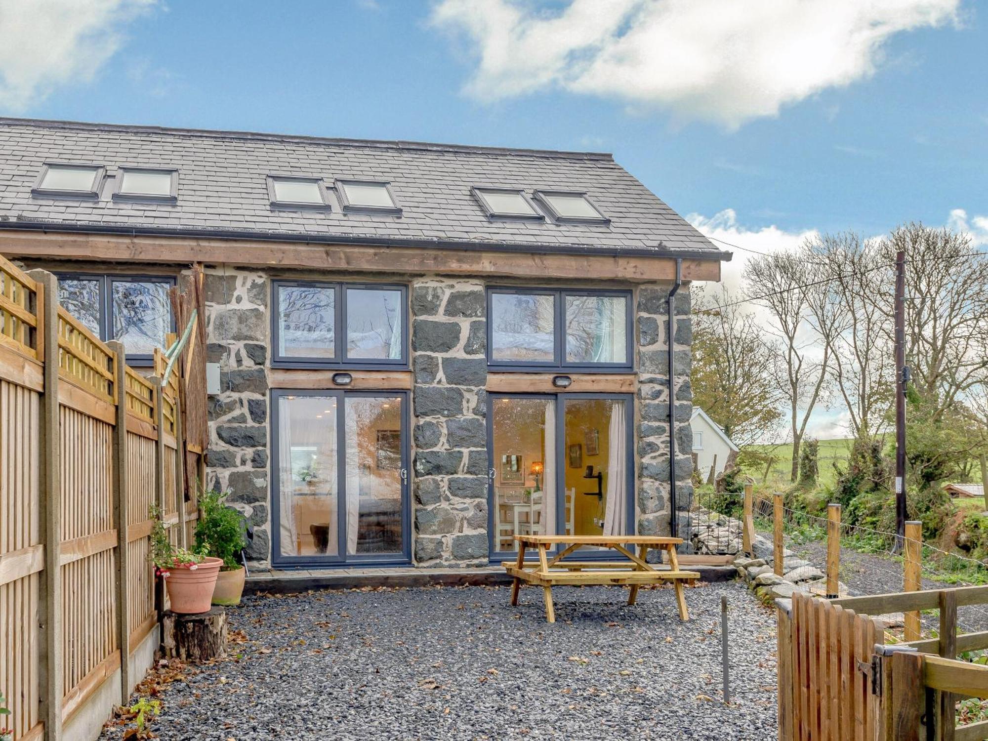 Brynkir Dutch Barn Two - Uk12873ヴィラ エクステリア 写真